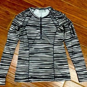 Athleta top